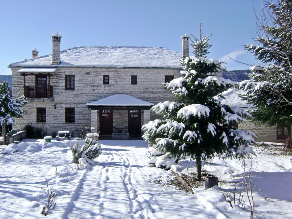 Aloni Guesthouse Áno Pediná Exteriér fotografie