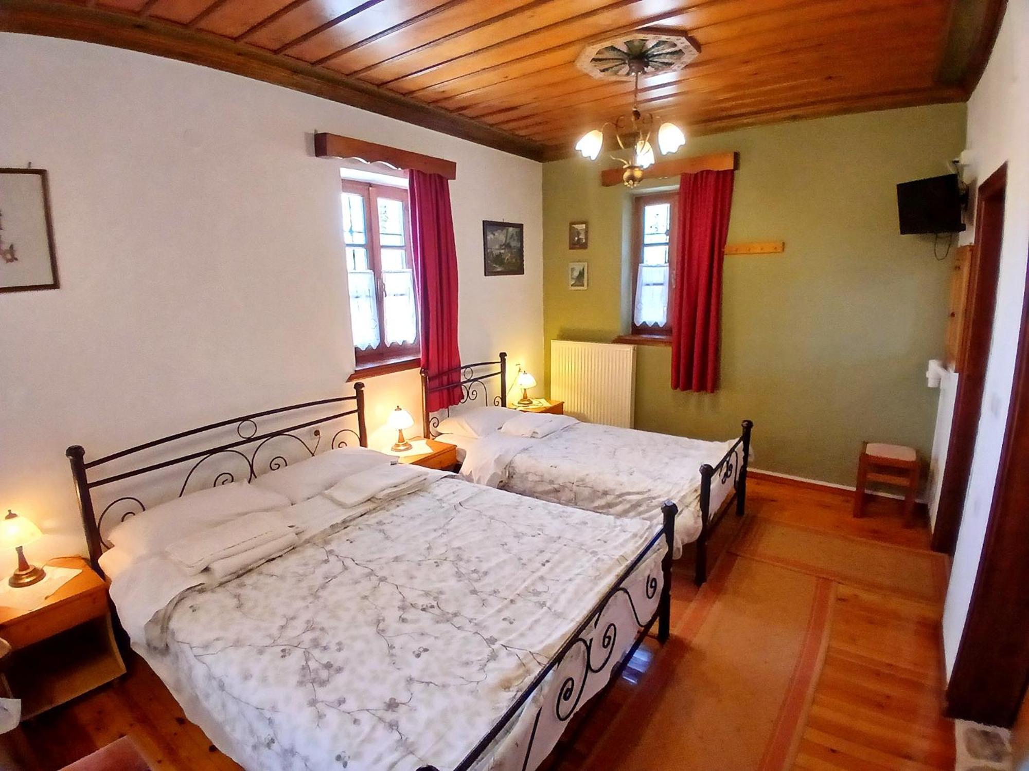Aloni Guesthouse Áno Pediná Exteriér fotografie