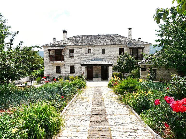 Aloni Guesthouse Áno Pediná Exteriér fotografie